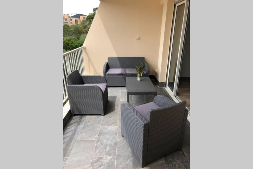 Spacieux Studio Entierement Renove Ajaccio  Exterior foto